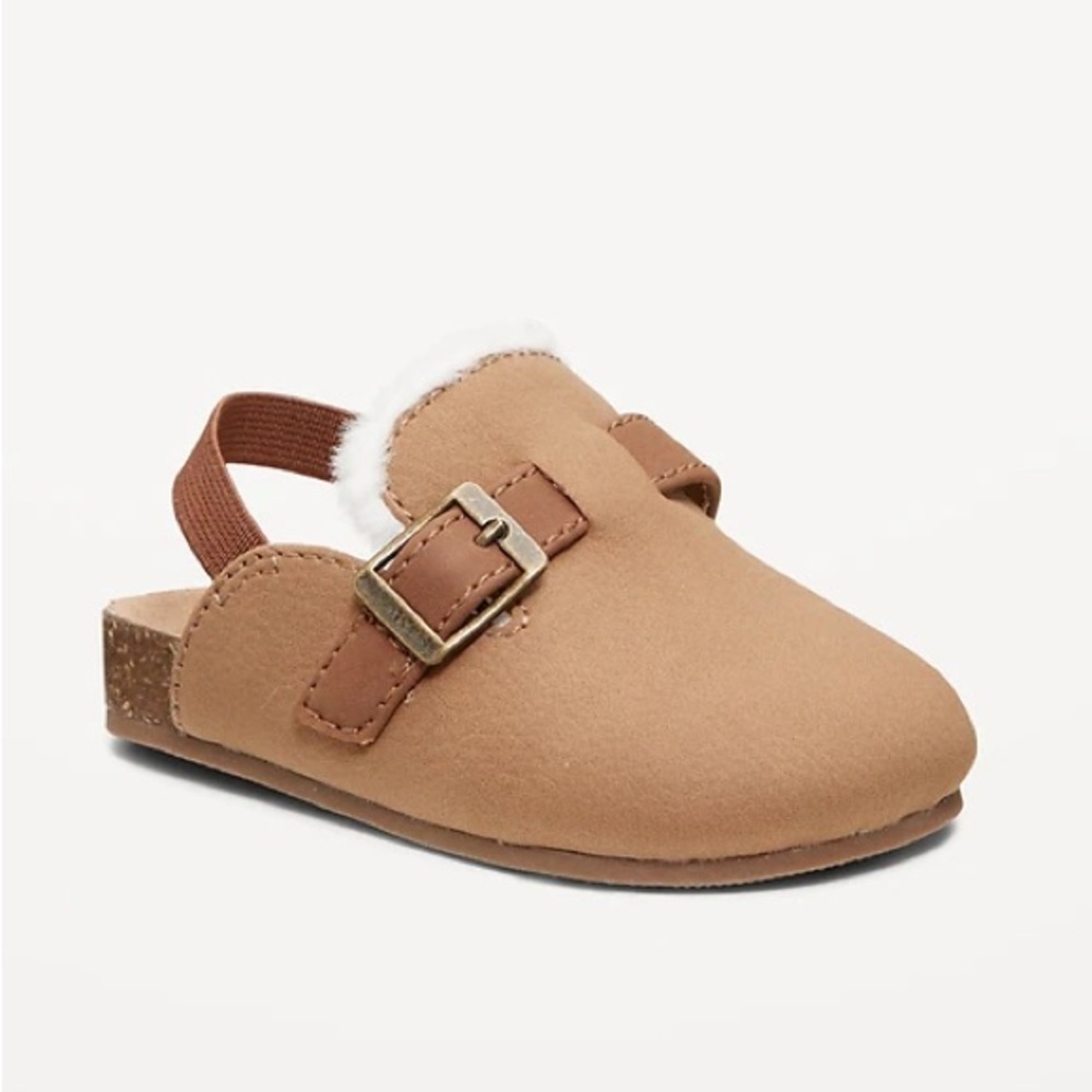 Old Navy Faux-Suede Buckled Strap Sandals for Baby